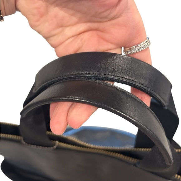 Coach Charles fold over tote - Picture 7 of 8